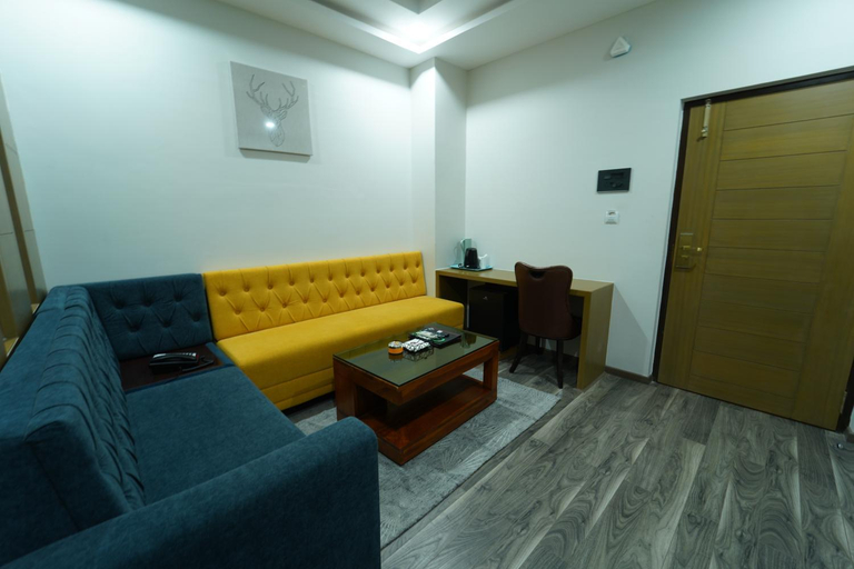 Others 5, Dvr Mansion, Kurnool