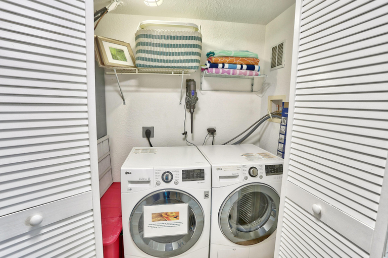Bathroom 3, Westwinds 213, Pinellas