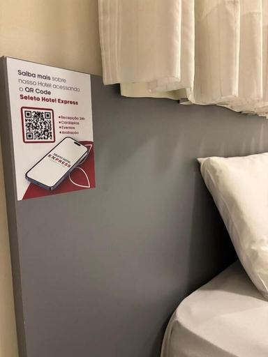 Bedroom, Seleto Hotel Express, Piraí