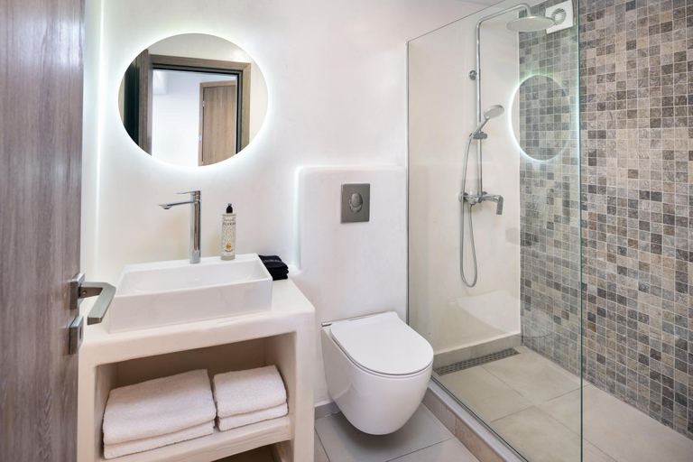 Bathroom 3, Santorinn Suites Fira, South Aegean