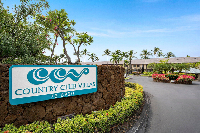 Exterior detail, 2 Bedrooms + Loft - Sleeps 6 - Ocean & Golf Views - Lanai - Vrkcv, Hawaii