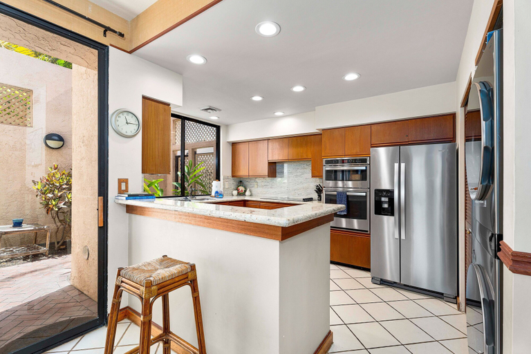 Private kitchen 3, Spacious Ground Floor Villa - Ocean View - Vrkcv, Hawaii