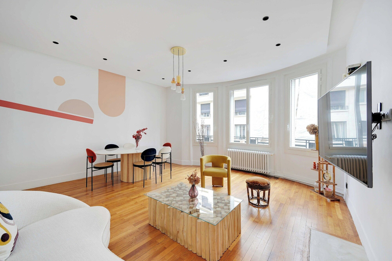 Living area, Bright Appt - 1bdr/2p - Hippodrome / Paris 16, Paris