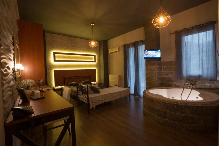 Bathroom 3, Cavallari Palace Hotel Suites, Attica