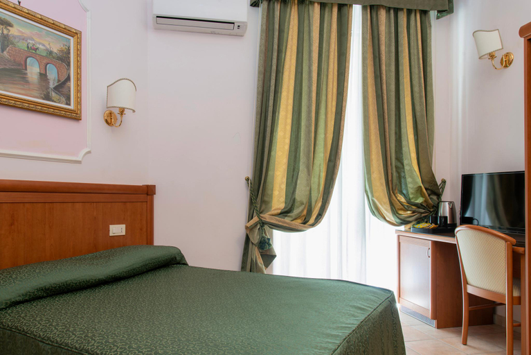 Bedroom 2, Hotel Philia, Rome