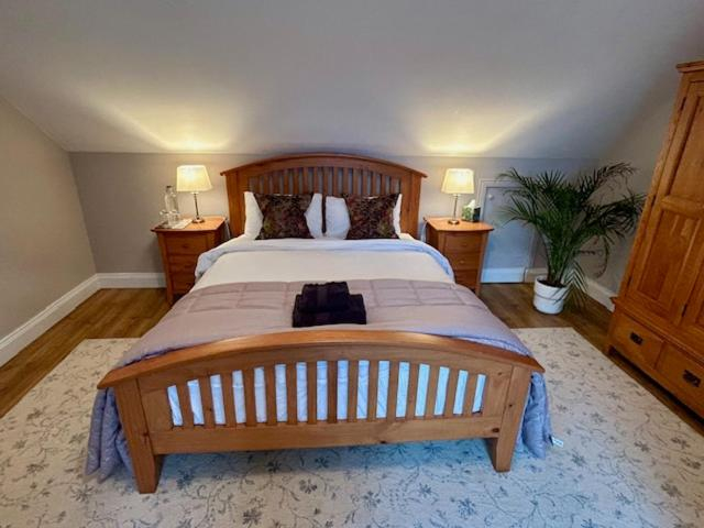 Others 3, The Lodge, Monkstown