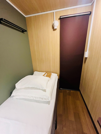 Room 5, MEGURO MIDORI HOTEL, Meguro