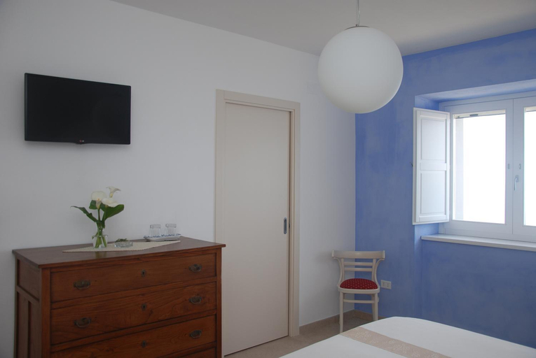 Others 5, Villa Cirimarco, Cosenza