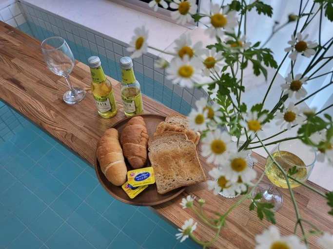 Food & Drinks 5, Gapyeong Dalgrin Kids Poolvilla, Gapyeong