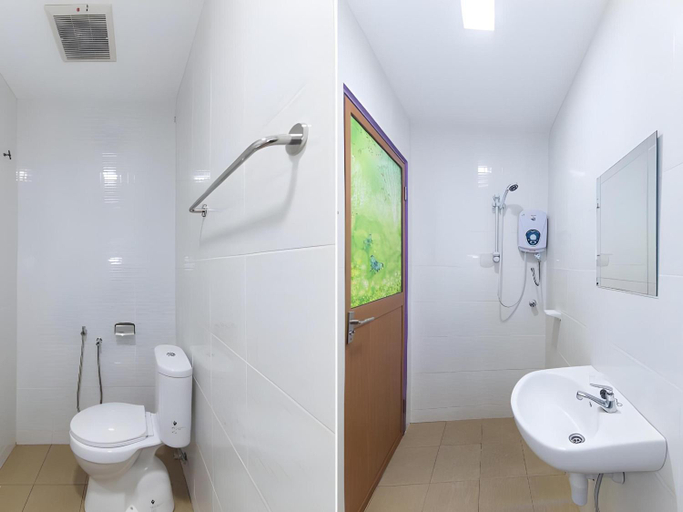 Bathroom 3, Hotel O Brickfields Park Hotel, Kuala Lumpur