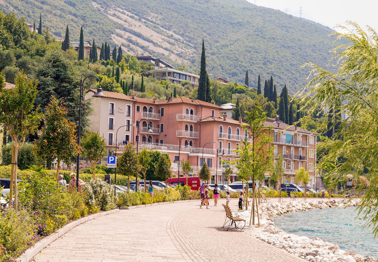Exterior & Views 2, Lake Hotel Ifigenia, Trento