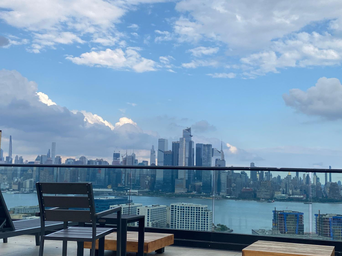 Others 5, Cozy apt with City skyline rooftop, Hudson