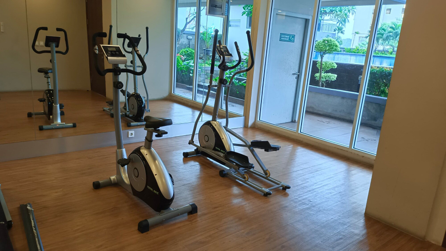 Fitness facility, Pleasant Studio Apartment Parkland Avenue, South Tangerang