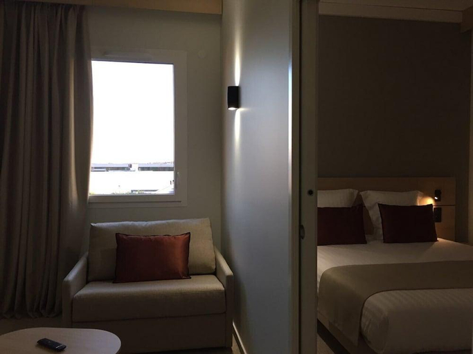 Bedroom 2, Hotel Akena Troyes La Chapelle Saint Luc, Aube