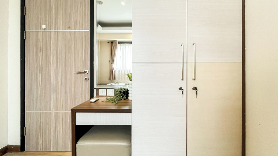 Room 5, Good Deal 2Br Apartment At The Wave Kuningan, Jakarta Selatan