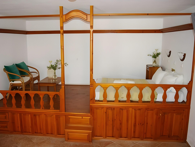 Bedroom 4, Astron Hotel, South Aegean