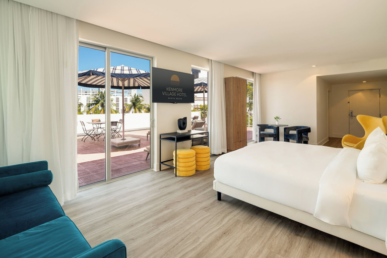 Bedroom 3, Kenmore Village Hotel, South Beach, Miami-Dade