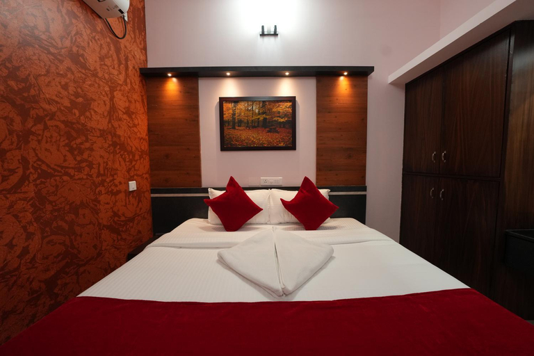 Bedroom 2, Hotel Jothi Grand, Coimbatore