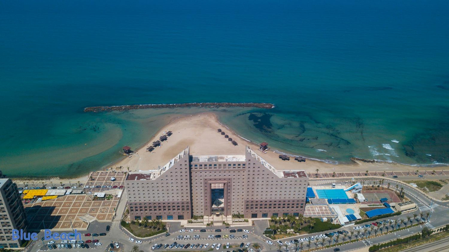 Others 5, Blue Beach Apartment