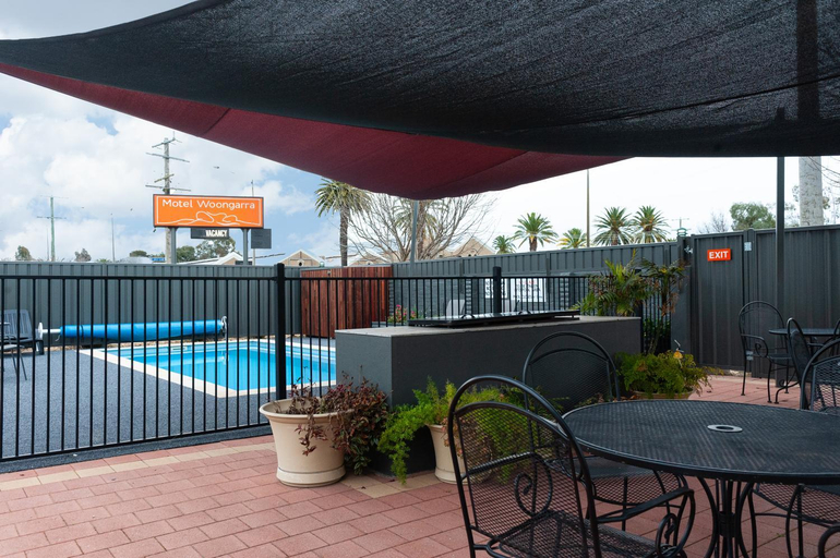 Others 5, Motel Woongarra, Indigo - Pt B