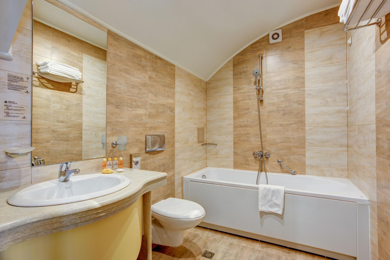 Bathroom 4, Budapest Hotel Sofia, Stolichna