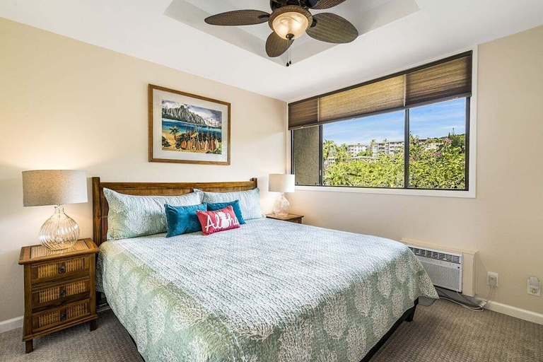 Room 5, Ocean and Golf Course Views - Top Floor -vrkcv, Hawaii
