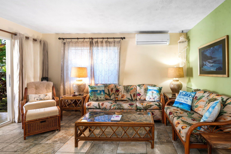 Living area 3, Steps From Lanai to Beach - AC & Wifi - Affordable- Vrkcv, Hawaii