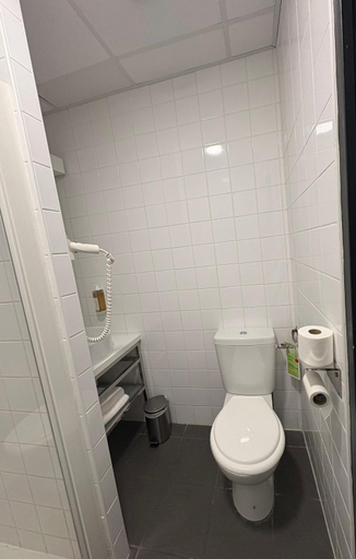 Bathroom 4, Hotel CALM Lille, Nord