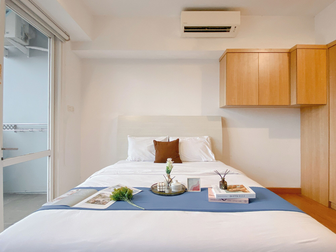 Room, Warm Neutral Look Studio Apartment Ambassade Kuningan, Jakarta Selatan