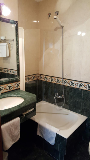 Bathroom 4, Hotel Cortijo, Cantabria