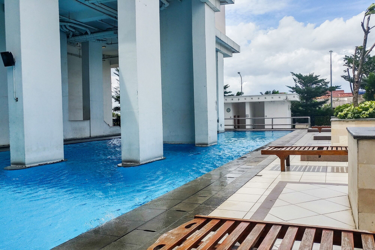 Pool 2, Warm And Cozy Stay 2Br Pakubuwono Terrace Apartment, Jakarta Selatan