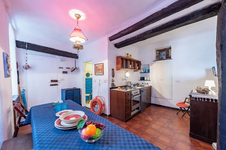 Interior 4, Antica Roccia Apartment In Vernazza, La Spezia