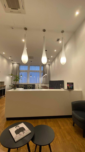 Food & Drinks 5, Osten Art Hotel