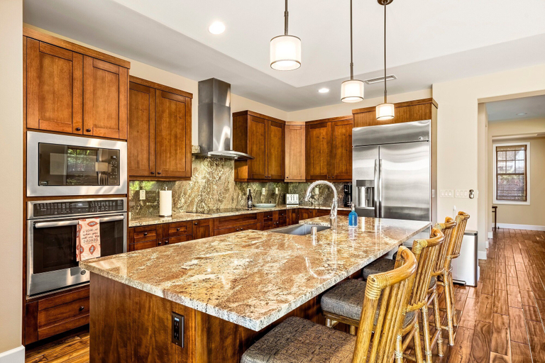 Private kitchen 4, Outdoor Seating- Central AC & Wifi- Vrkcv, Hawaii
