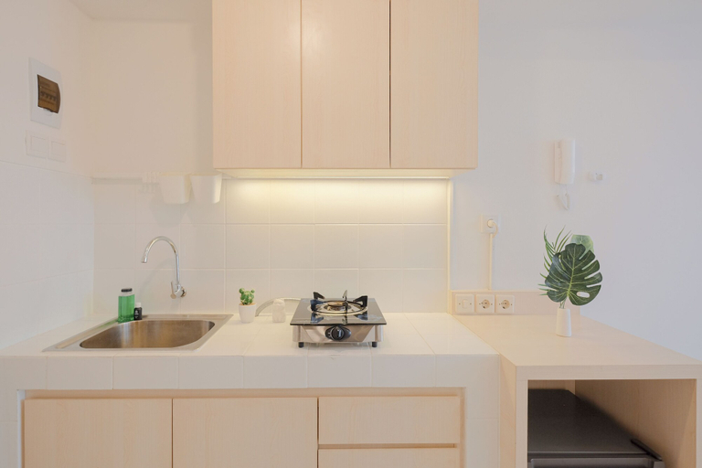 Private kitchen 3, Compact And Homey Studio At Tokyo Riverside Pik 2 Apartment, Tangerang