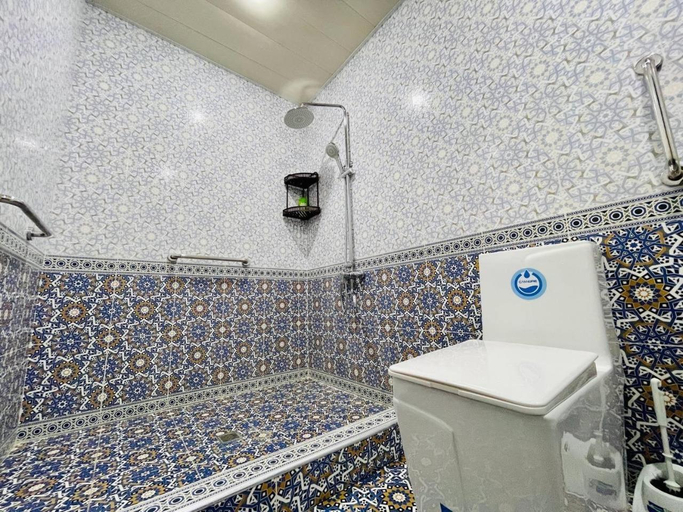 Bathroom, Mevlana Hotel, Samarkand