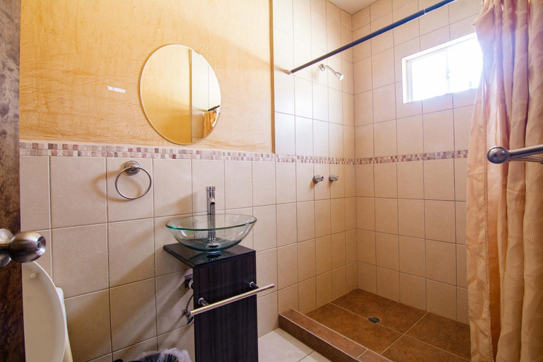 Bathroom 4, Quinta San Carlos Ensenada, Ensenada