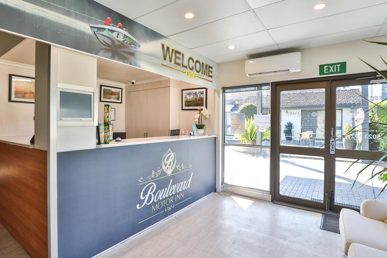 Public Area 4, Boulevard Motor Inn, Mildura - Pt A