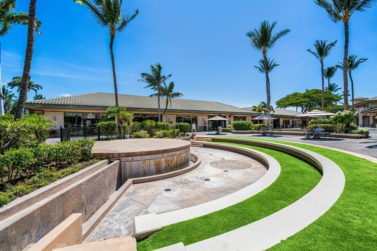 Exterior detail 4, Beautifully Updated - Close to Beach & Pool - Oceanview Lanai - Vrkcv, Hawaii