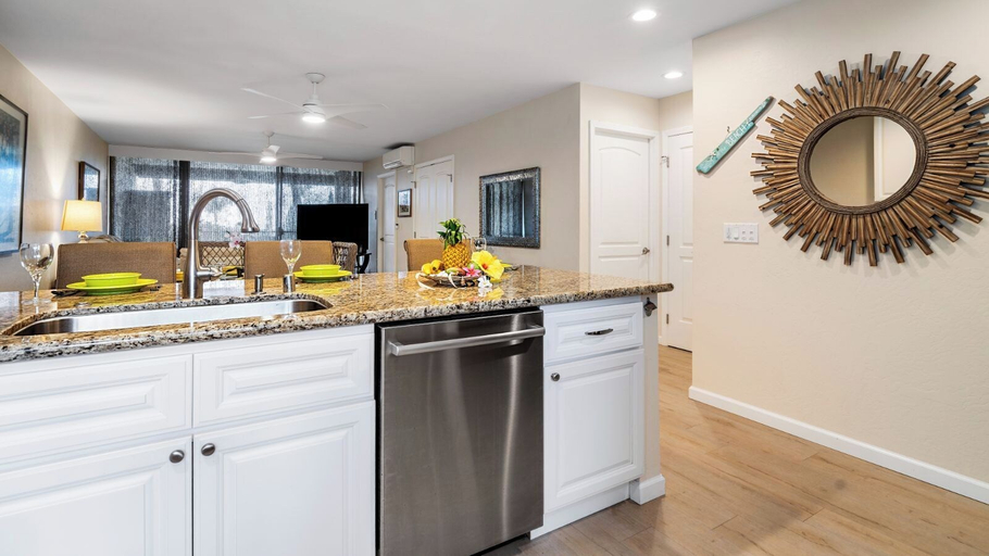 Interior, No Stairs - AC - Fantastic Ocean & Golf Course Views! -vrkcv, Hawaii