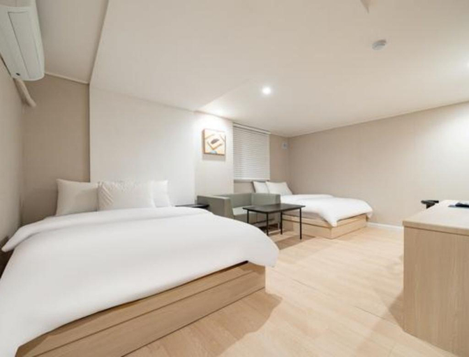 Bedroom 2, Wangsimni Regent Hotel, Seongdong