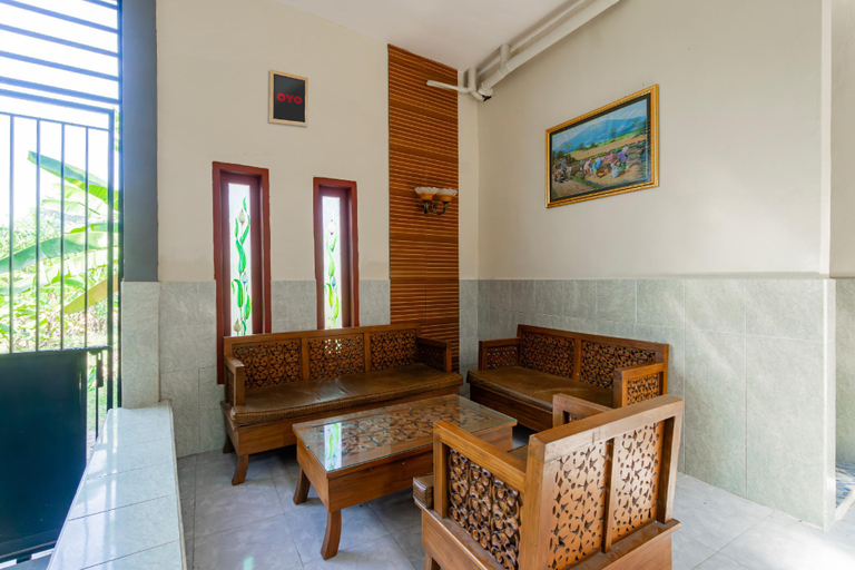 Others 3, SPOT ON 93965 Ibrahim Guest House Syariah, Kediri