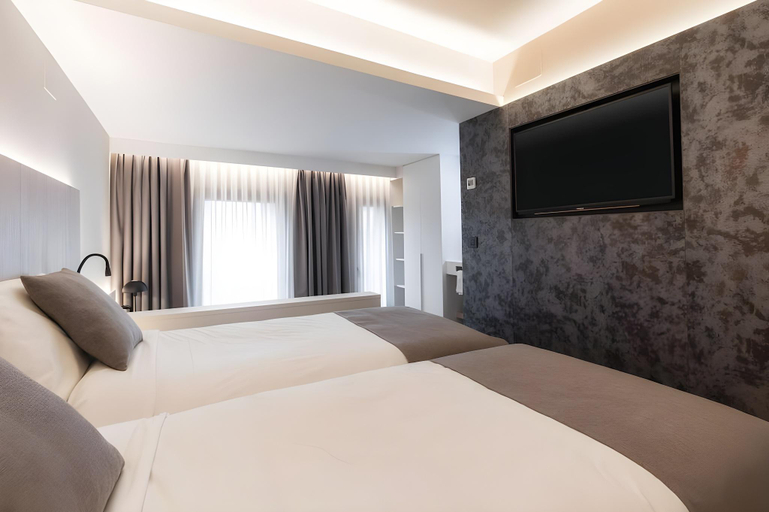 Bedroom 3, Montarto, Lleida