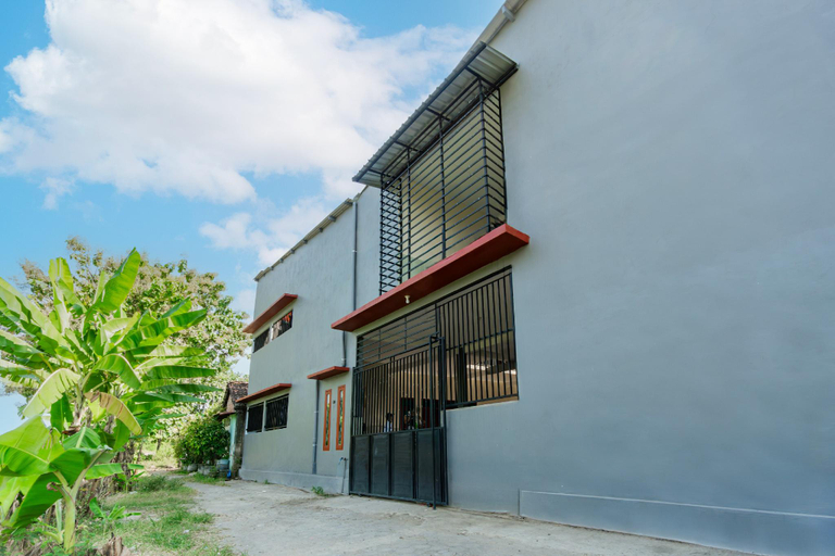 Exterior & Views 1, SPOT ON 93965 Ibrahim Guest House Syariah, Kediri
