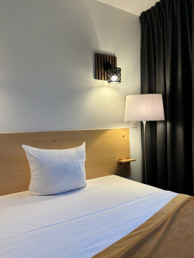 Bedroom 2, Hotel Premium, Moselle