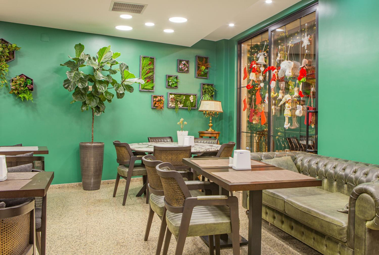 Food & Drinks 5, Hotel BLOOM Batumi, Batumi