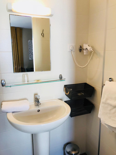 Bathroom, l'auberge, Landes