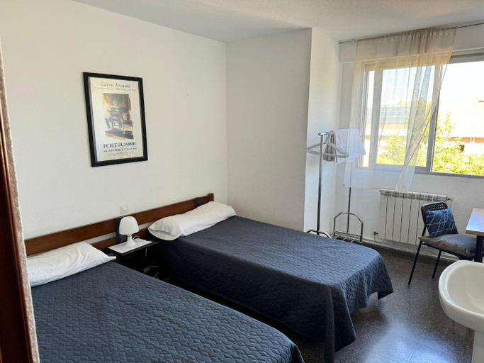 Bedroom 2, Hostal El Pozarron, Madrid