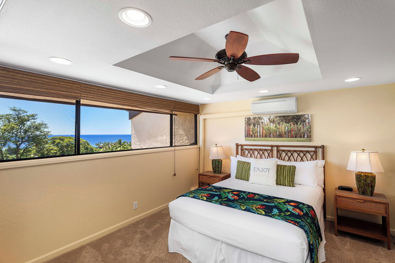 Room 4, Ocean View - 2 Bedrooms With Loft - Fully Air-conditioned - Complete Remodel - Vrkcv, Hawaii