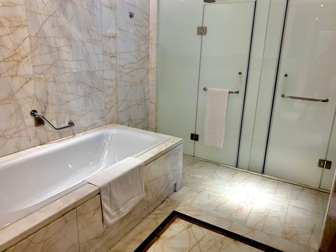 Bathroom 3, Ordos Yonggui Hotel, Ordos